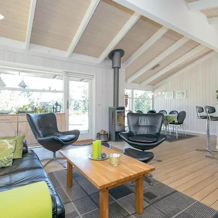 3 Bedroom Pet Friendly Home In Hadsund