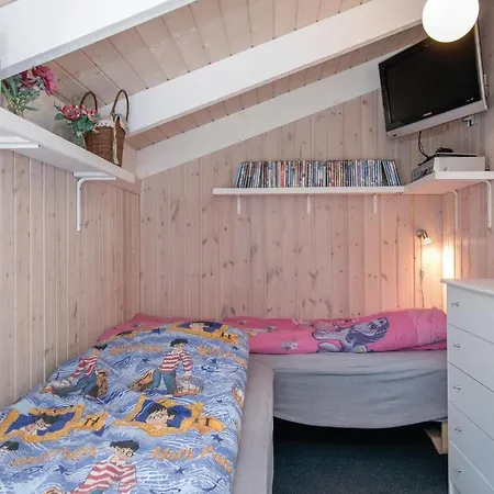 3 Bedroom Pet Friendly Home In Hadsund Hadsund